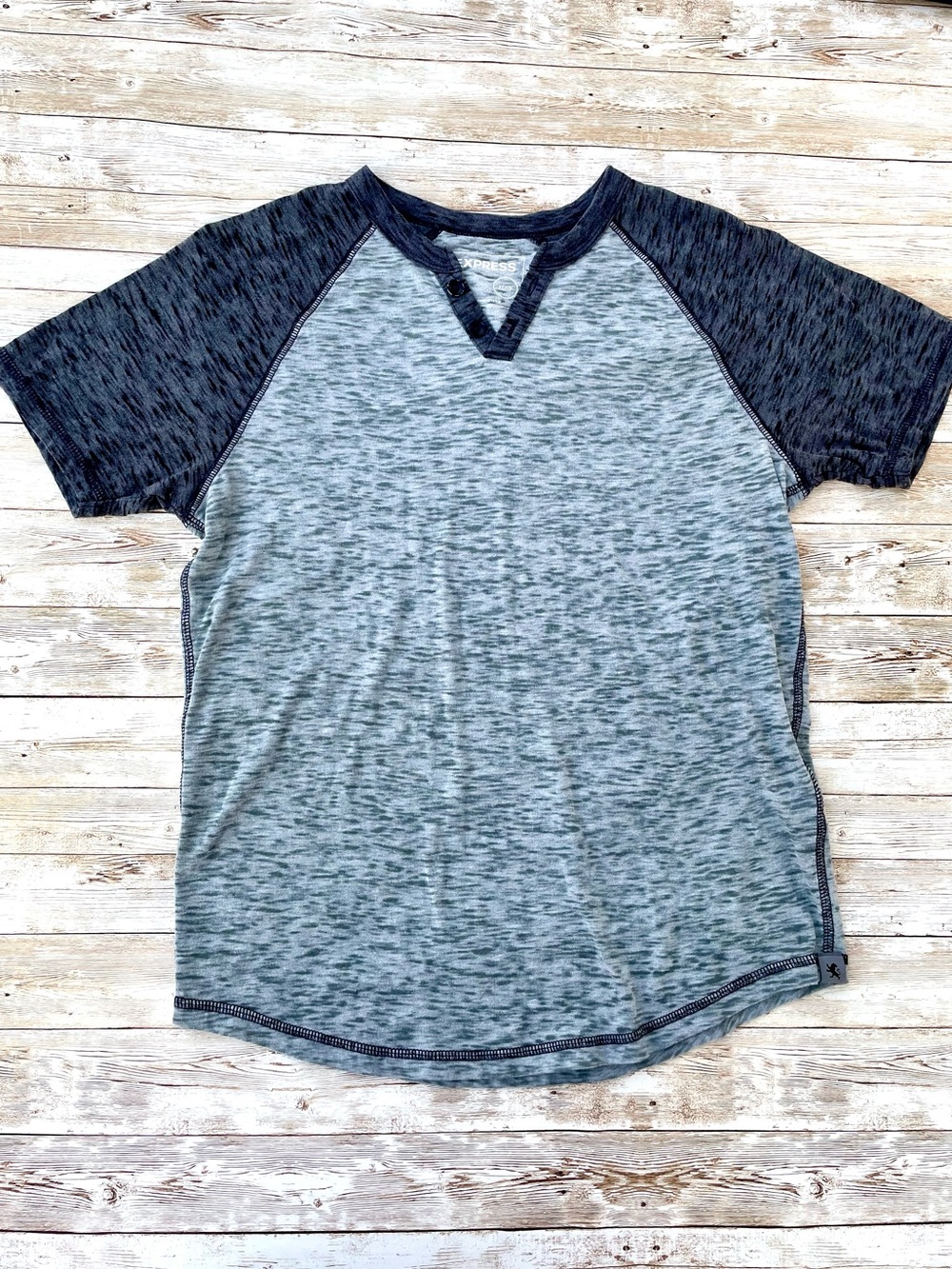 Express Henley Tee Burnout Gray and Charcoal Raglan Sleeve Soft Casual Men XS